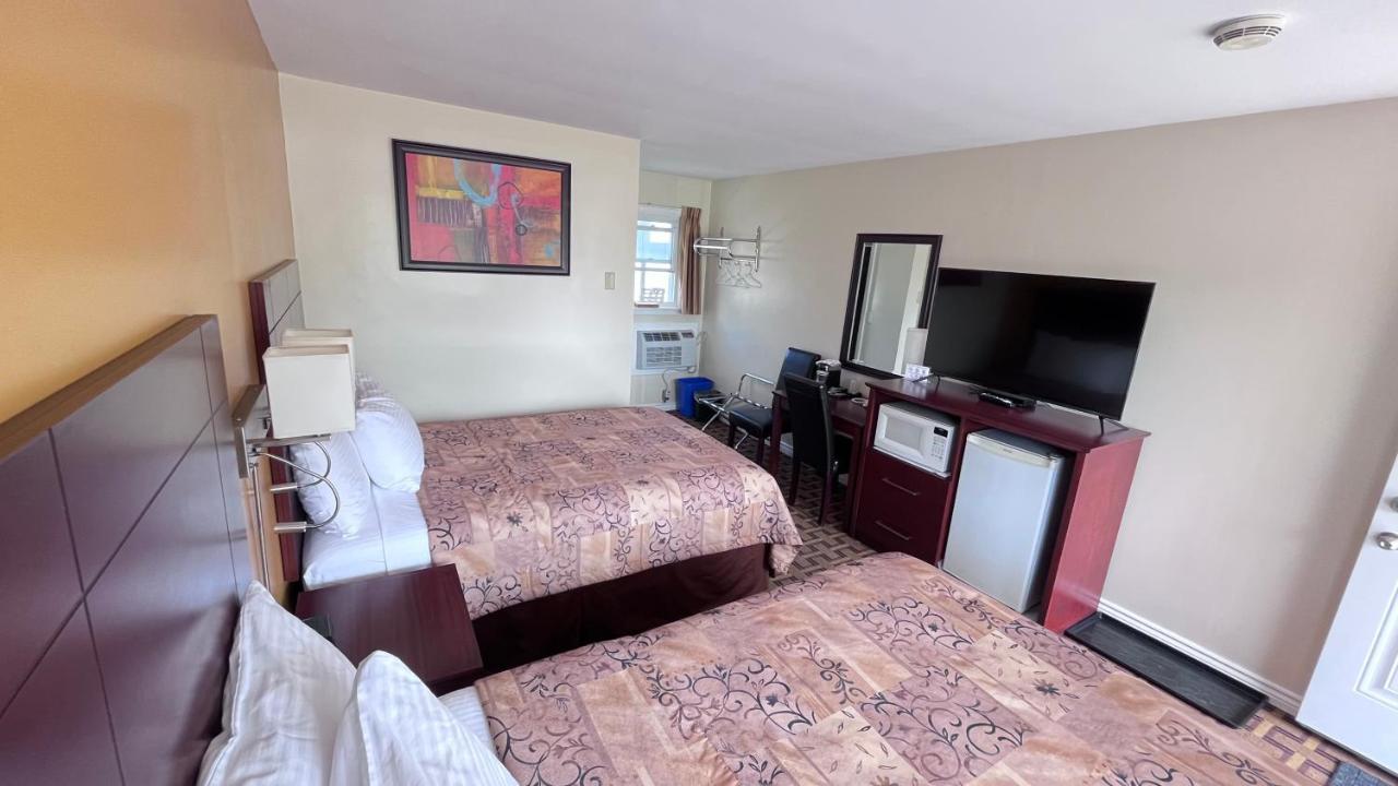 Tweed Park Place Motel & Suites מראה חיצוני תמונה