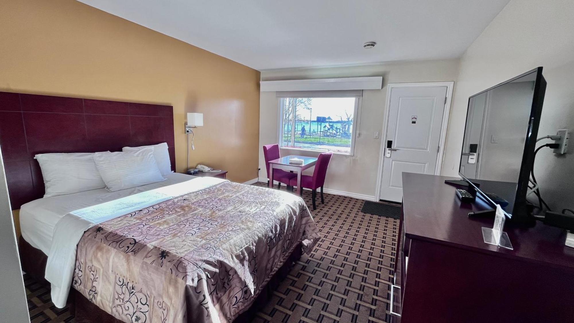 Tweed Park Place Motel & Suites מראה חיצוני תמונה