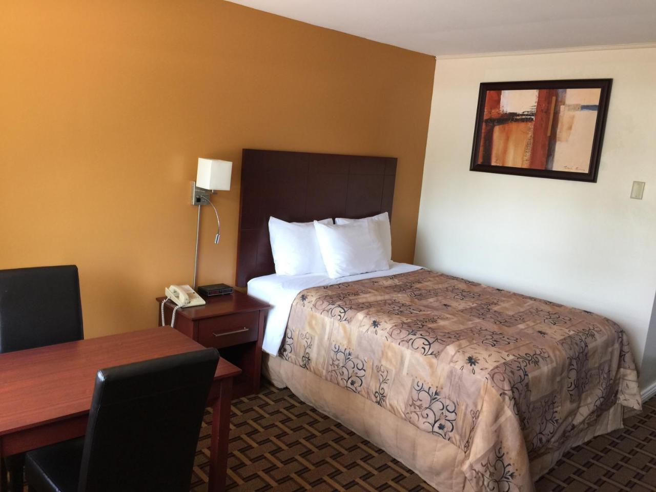 Tweed Park Place Motel & Suites מראה חיצוני תמונה