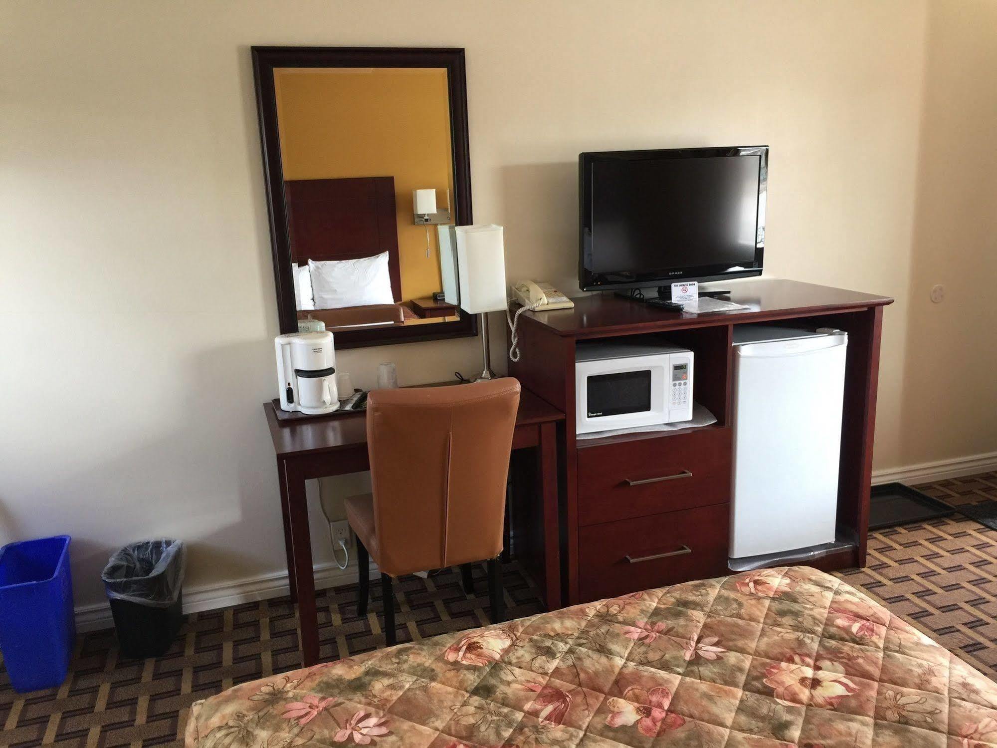 Tweed Park Place Motel & Suites מראה חיצוני תמונה