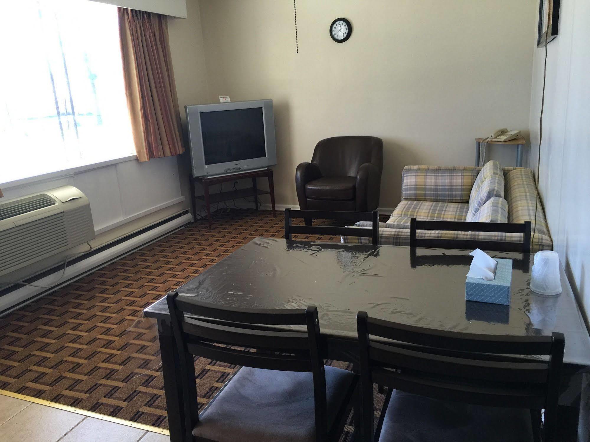 Tweed Park Place Motel & Suites מראה חיצוני תמונה