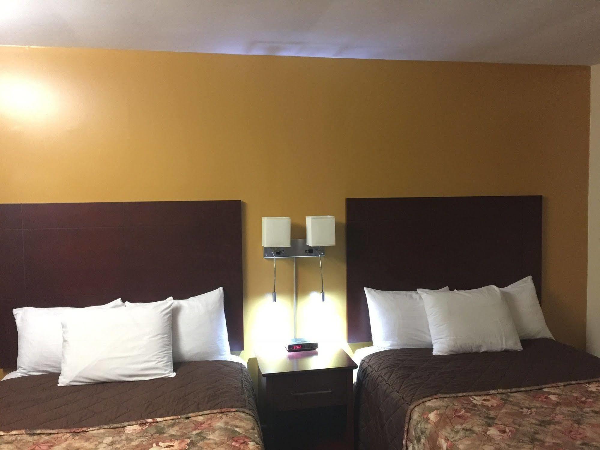 Tweed Park Place Motel & Suites מראה חיצוני תמונה