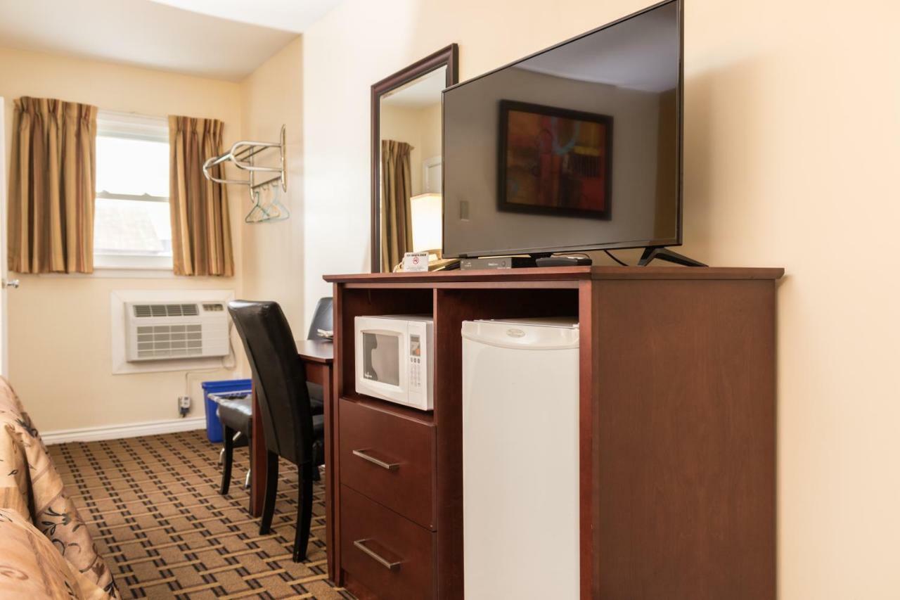 Tweed Park Place Motel & Suites מראה חיצוני תמונה