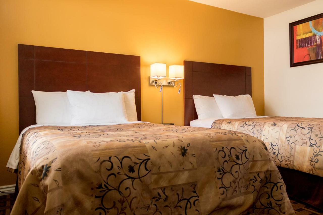 Tweed Park Place Motel & Suites מראה חיצוני תמונה